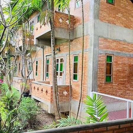 Amethyst Hotel เชียงใหม่ ภายนอก รูปภาพ