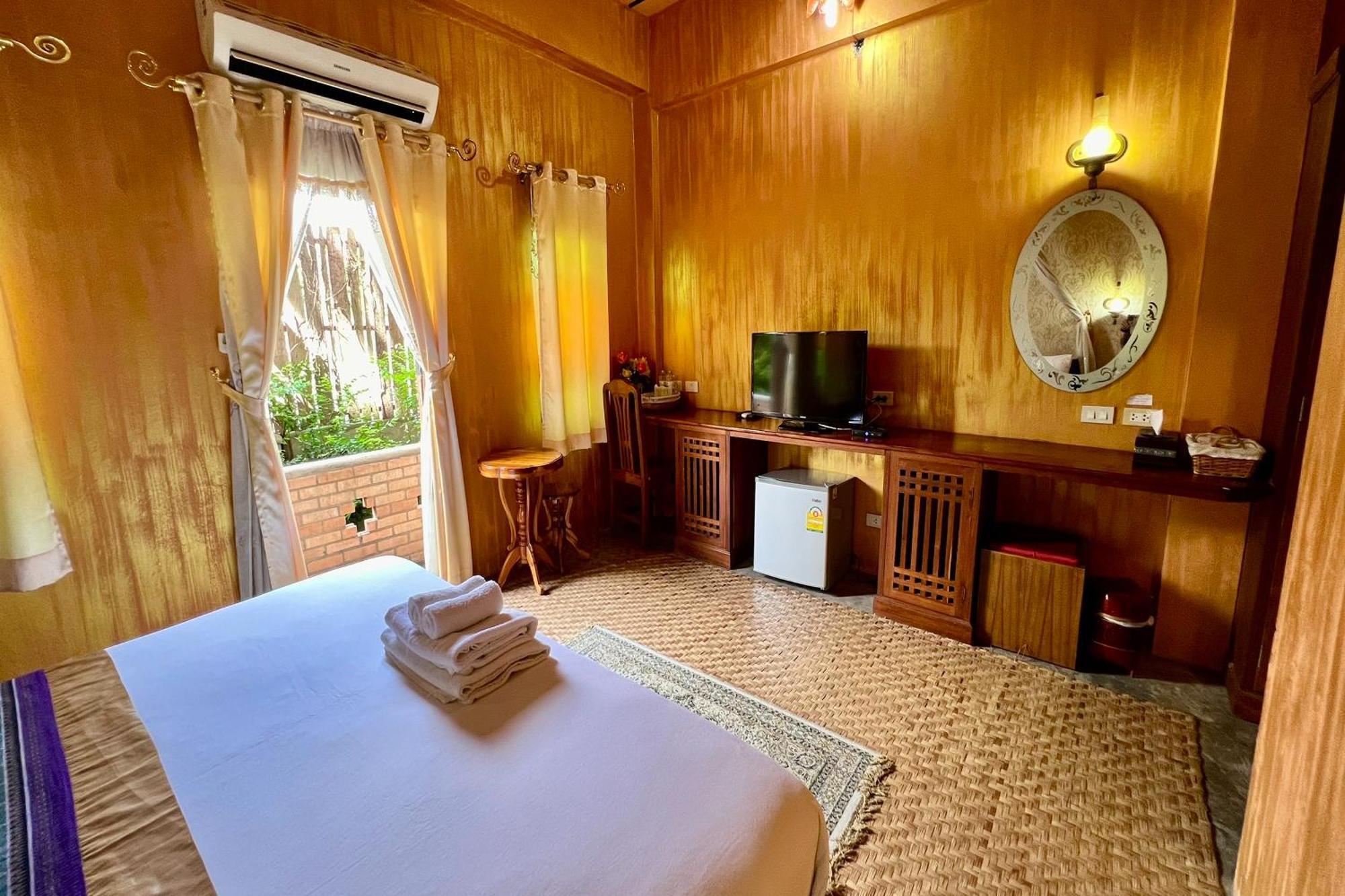 Amethyst Hotel เชียงใหม่ ภายนอก รูปภาพ